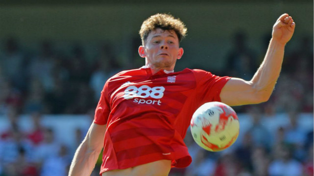 阿圭罗在打 阿圭罗在打