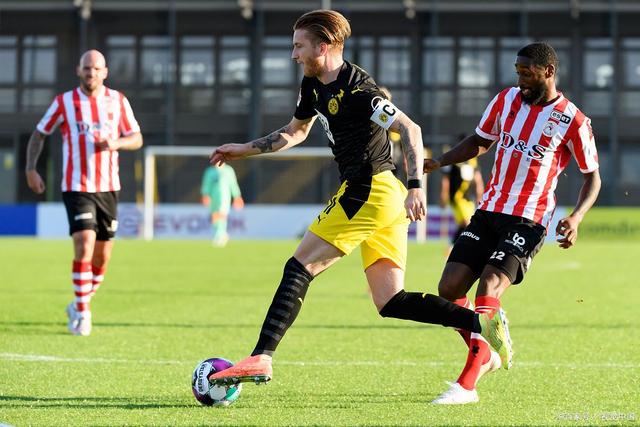 詹姆斯的精 詹姆斯的精